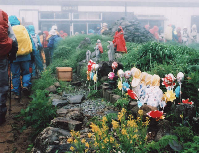 ���R��������