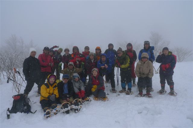  �P�O�Q�O���[�g���s�[�N