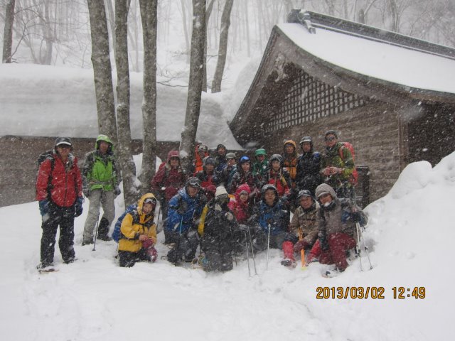  ��m��_��